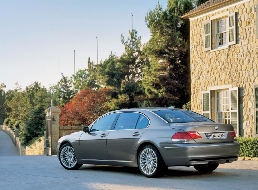  BMW 7-Series L 2006 года  (фото 84 из 89)